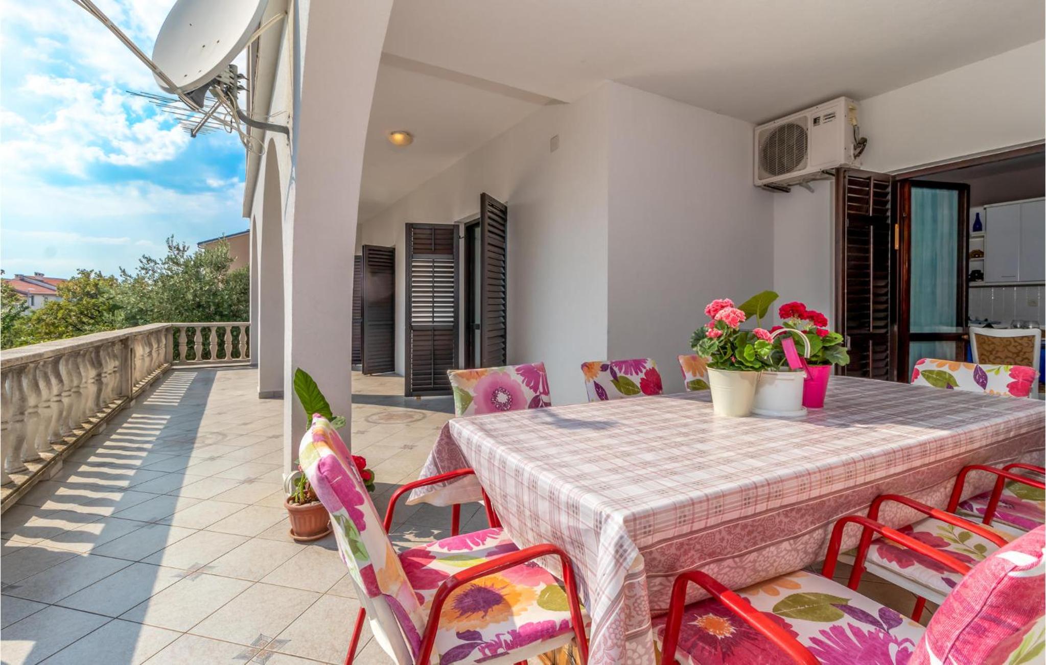 Gorgeous Apartment In Novi Vinodolski With Wifi view 5