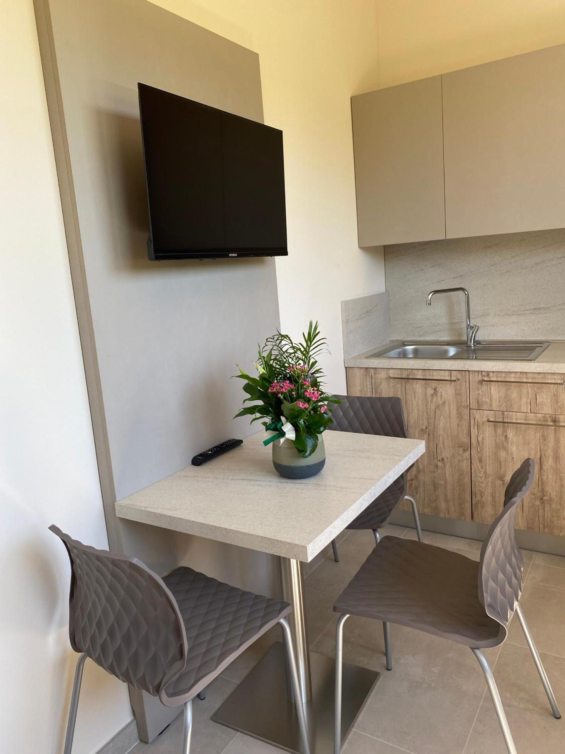 Residence Montefeltro Pesaro - Il Lupo Affitta