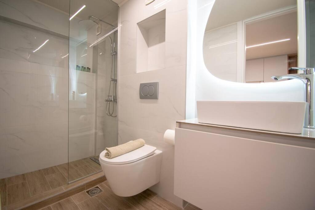 Trinity Loft - near Metro - Self Check-in - Fast Wi-Fi