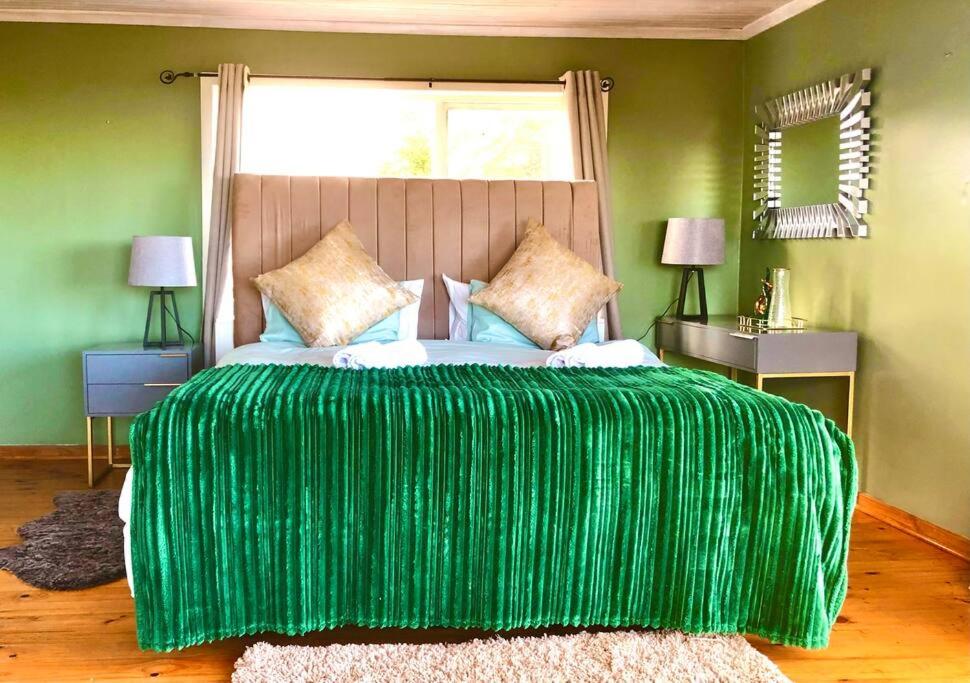 Seaside Retreat in Kenton-on-Sea