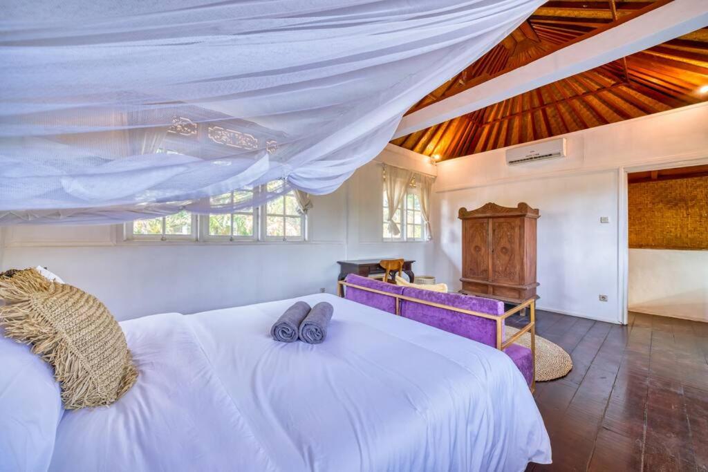 Villa Sabi 3BR in the Heart of Seminyak by Santi Management