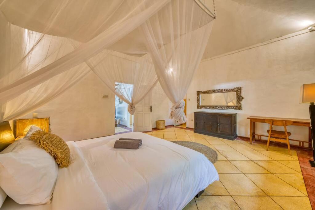Villa Sabi 3BR in the Heart of Seminyak by Santi Management