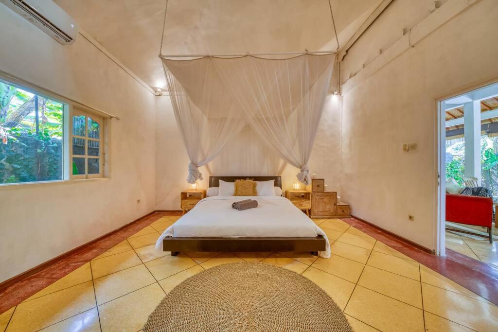 Villa Sabi 3BR in the Heart of Seminyak by Santi Management