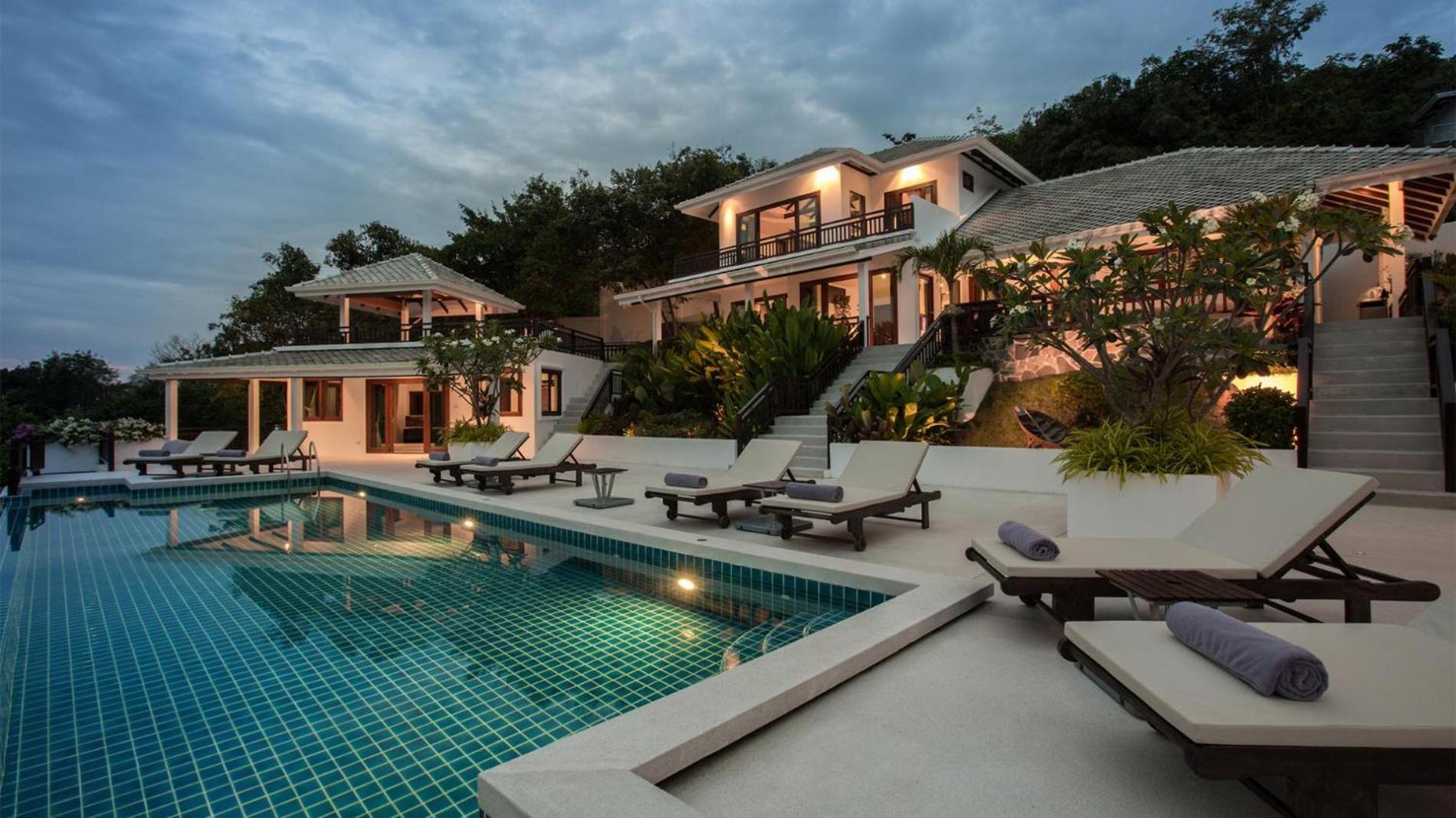 Hedonistic The Secret Beach Villa- Beachfront on Koh Phangan