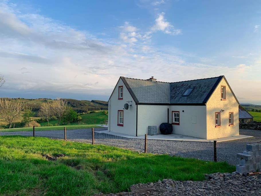 Coher Cottage Cahermacateer ,Kilnaboy, Corofin view 5