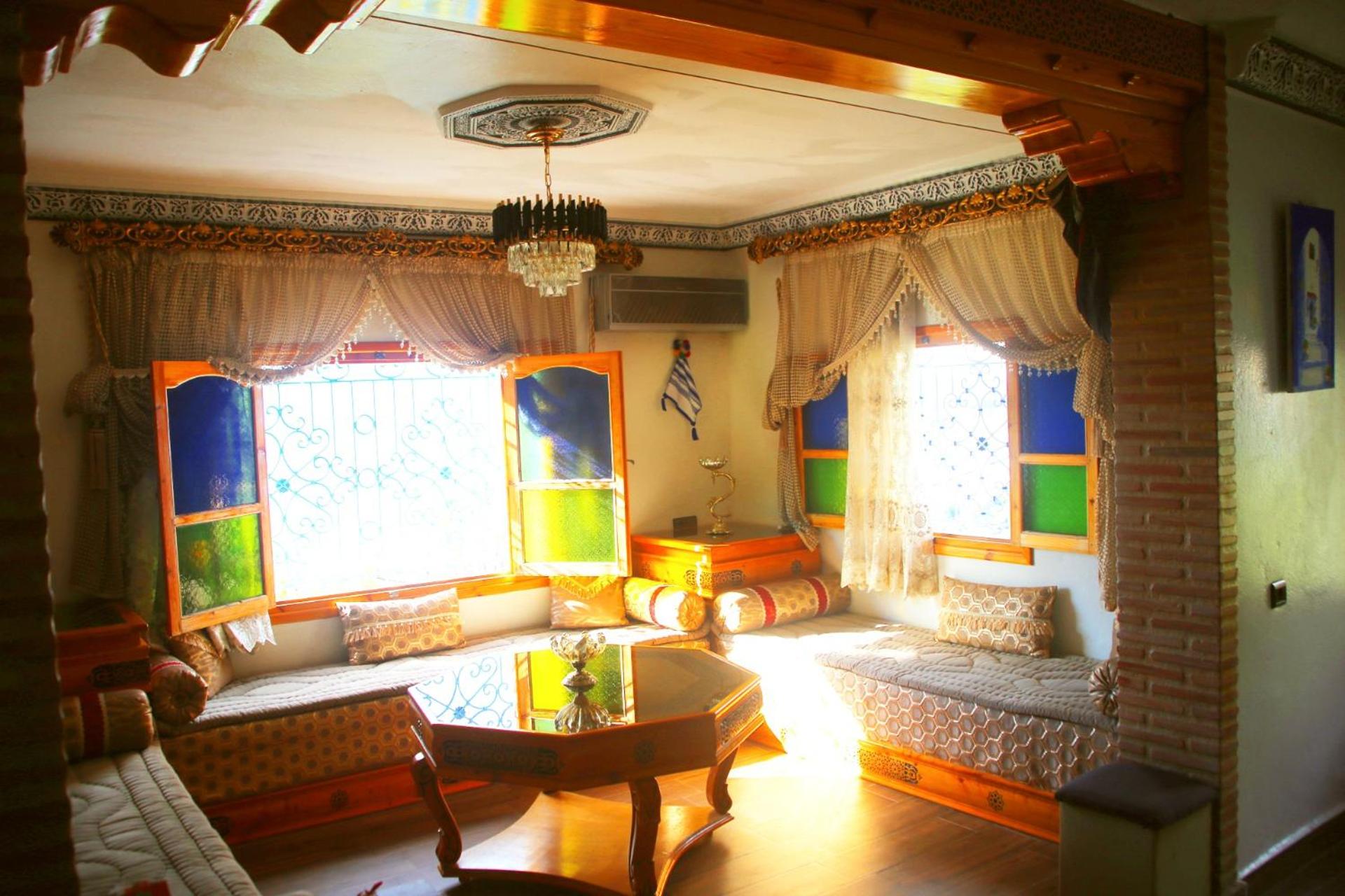 Blue House Town - Image 3