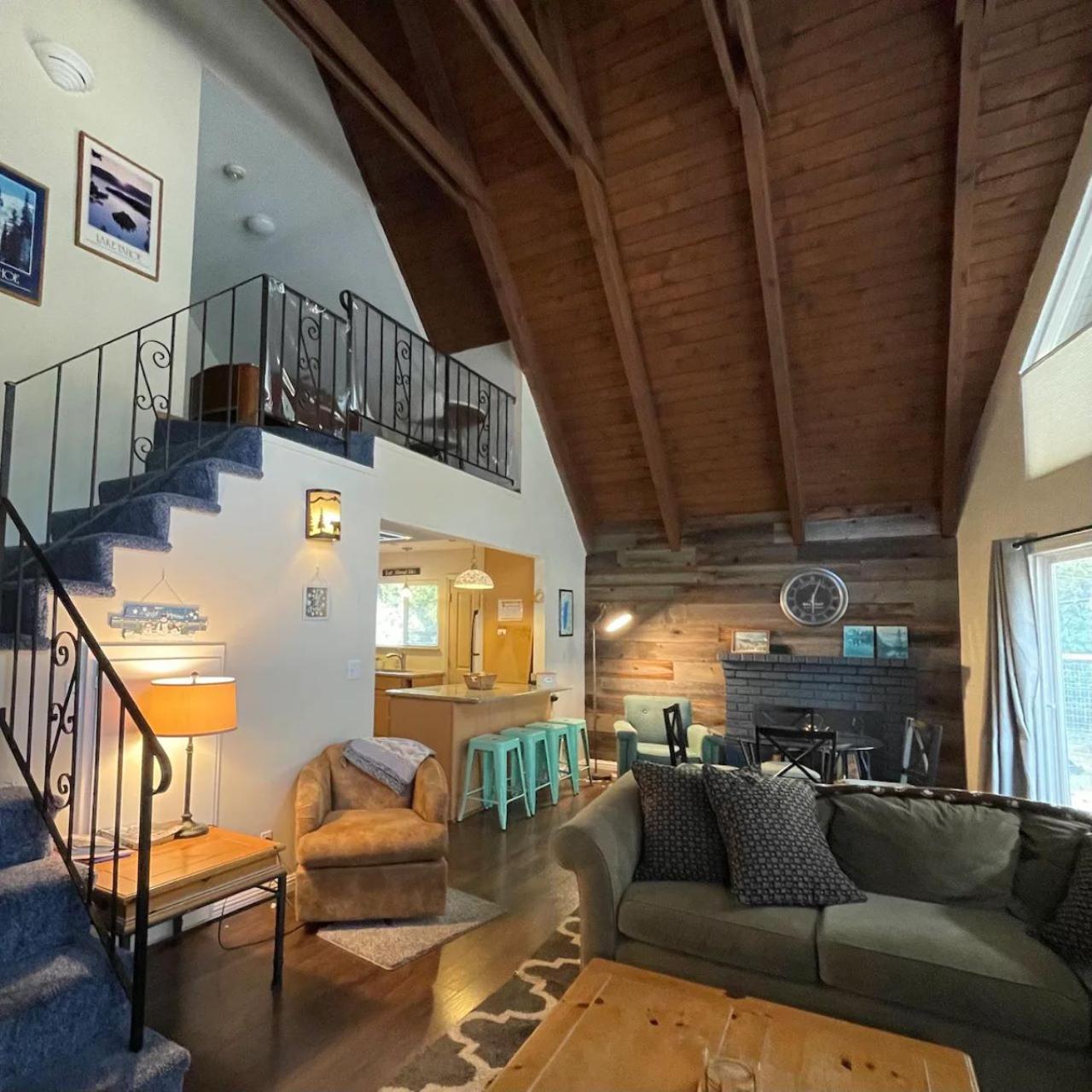 Spacious family home on the Meadow Monthly Only view 4