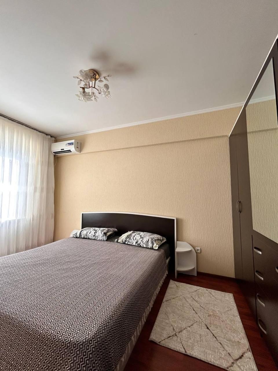 Apartment near metro Minor view 3