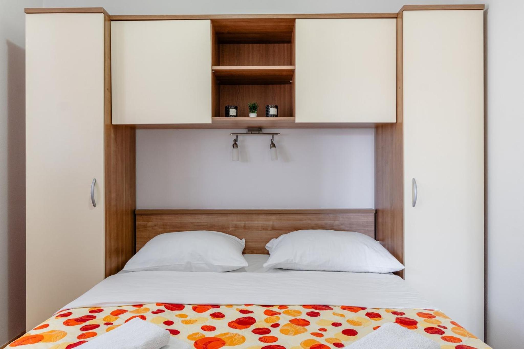 Apartments Krslovic