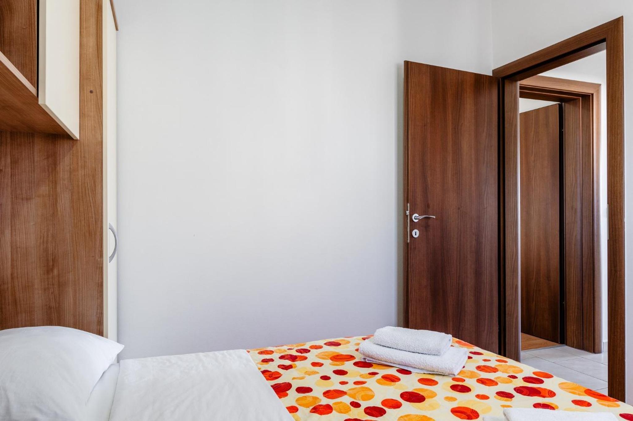 Apartments Krslovic
