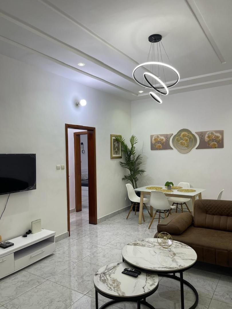 Mojobnb