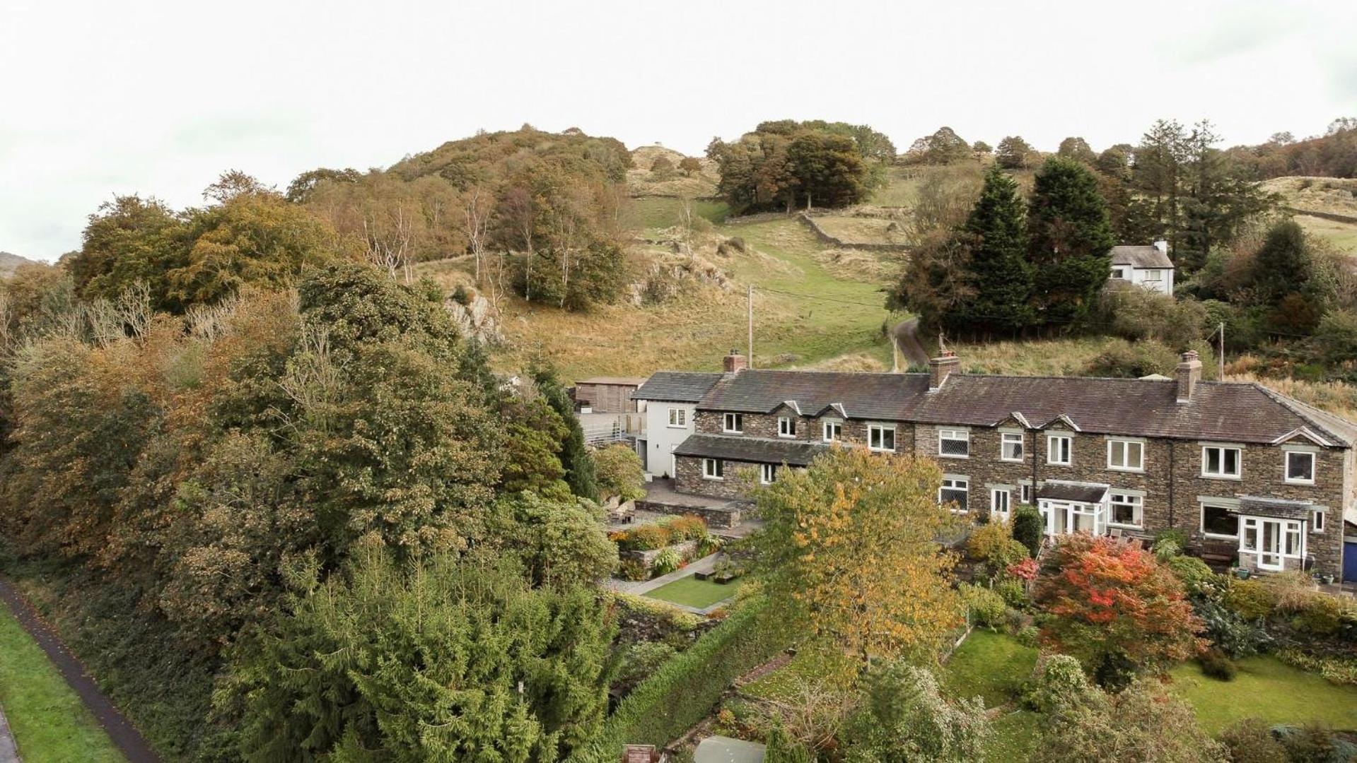 Lakes Cottage