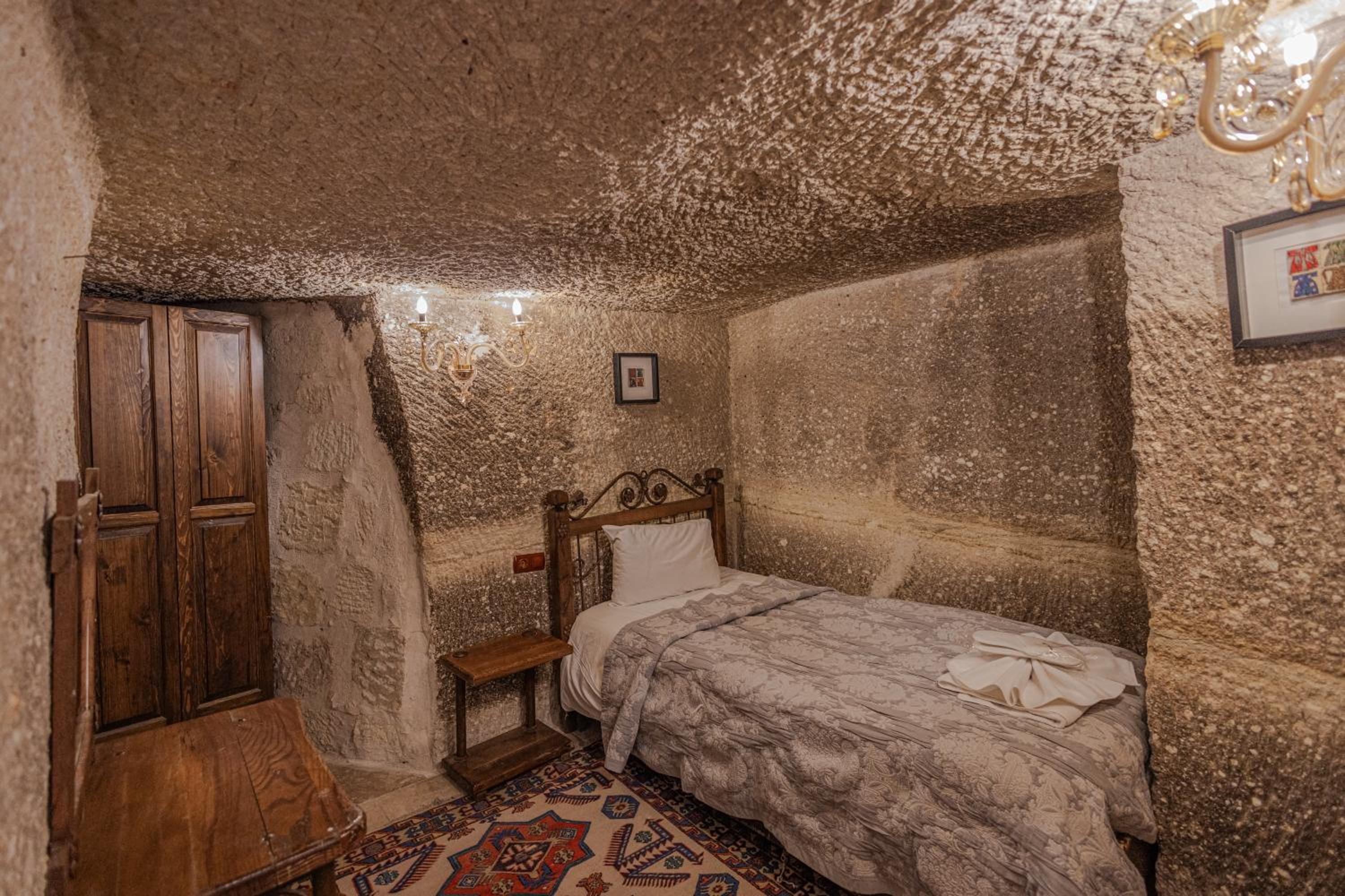 The Dorm Cave By Travellers becomes The Dorm Cave Yurt. - Image 30