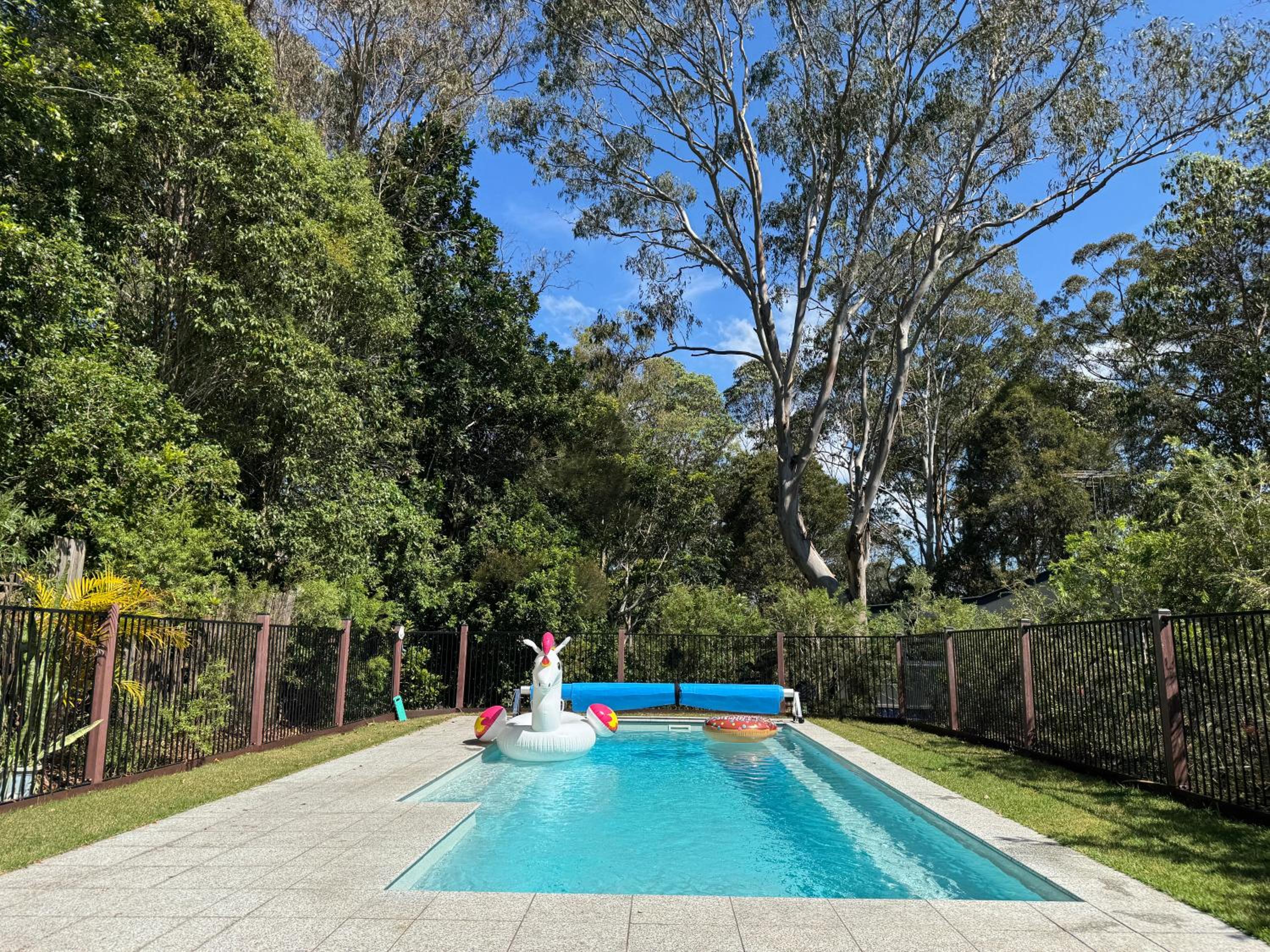 Heaven in the Hills Retreat view 4