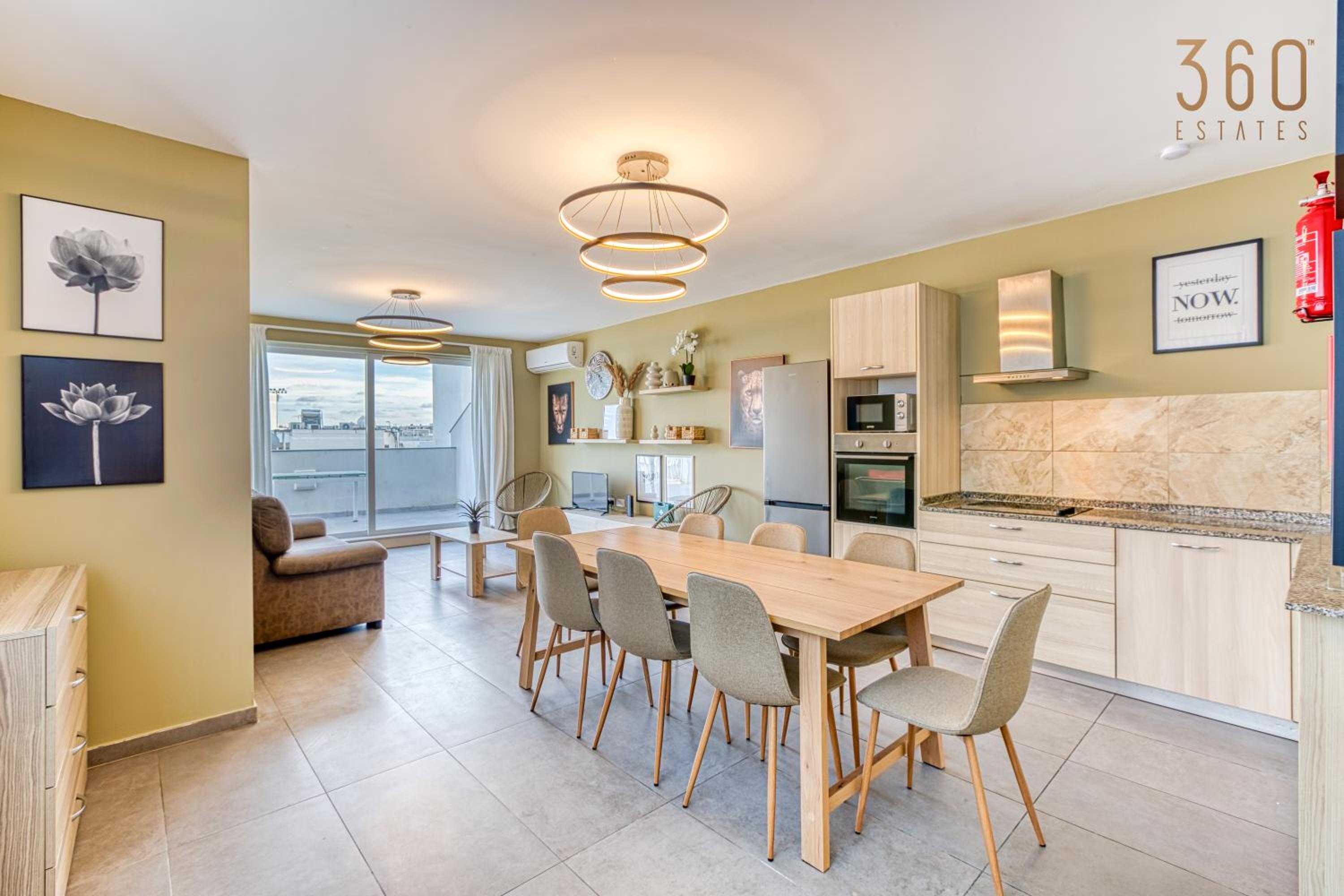 One of a kind 5BR penthouse with terrace in Pieta by 360 Estates view 4