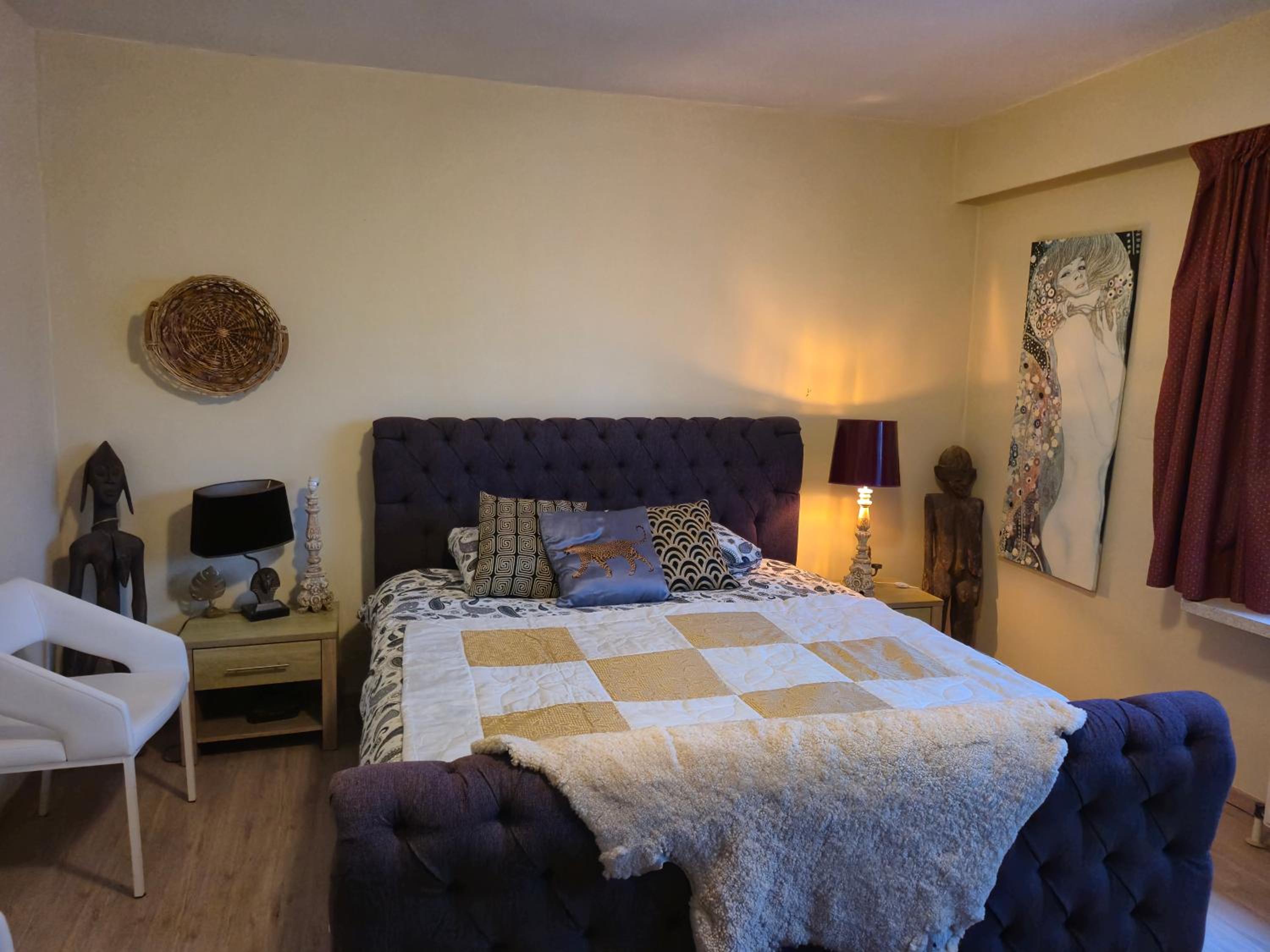 Gent's Accomodations for short and middle long stay