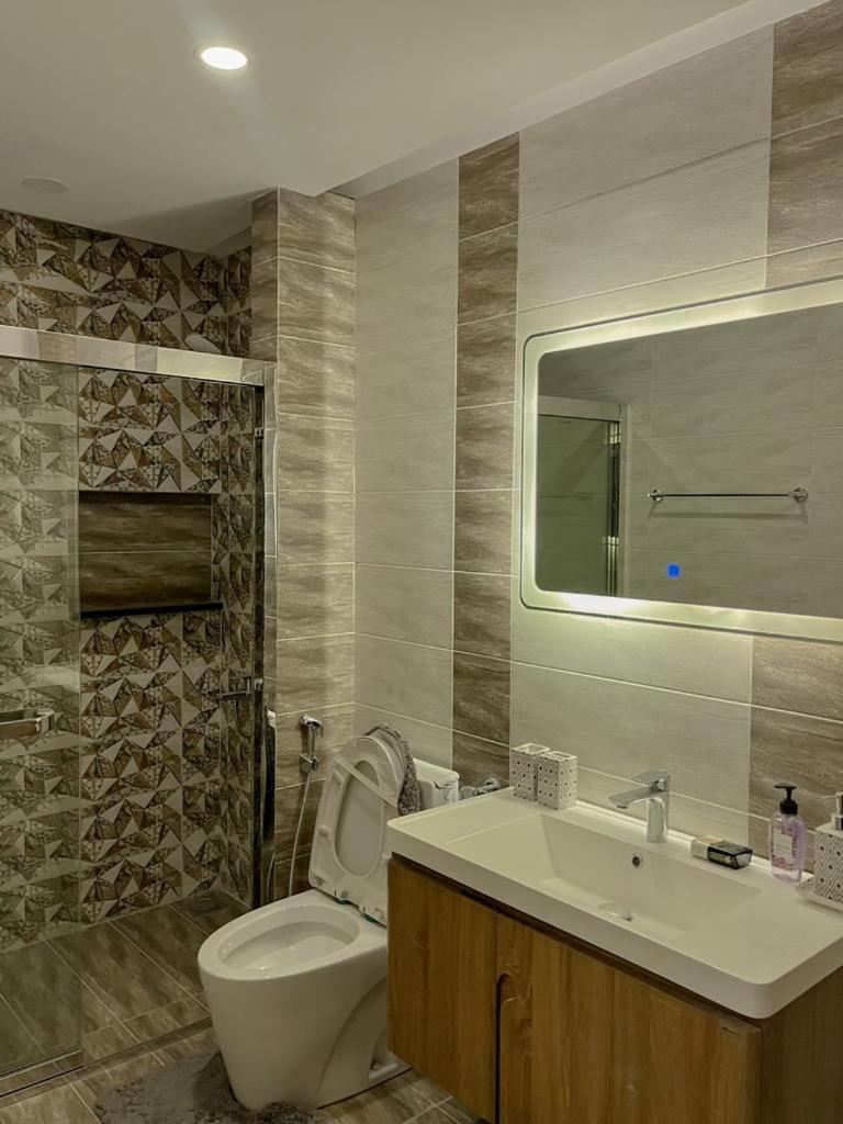 1 Bed Room Suite Elysium Tower-Opposite Centaurus Mall Islamabad