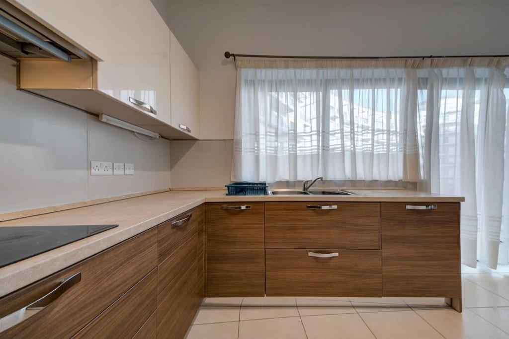 Modern Apt in Luxury Complex St Julians photo 2