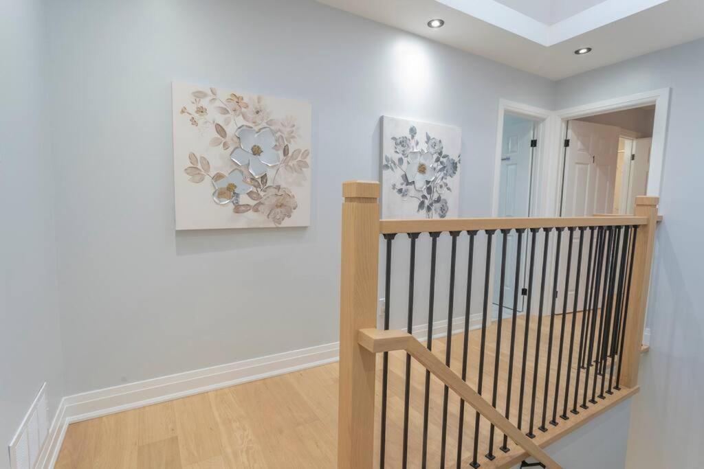Cozy 5 bedroom house Scarborough