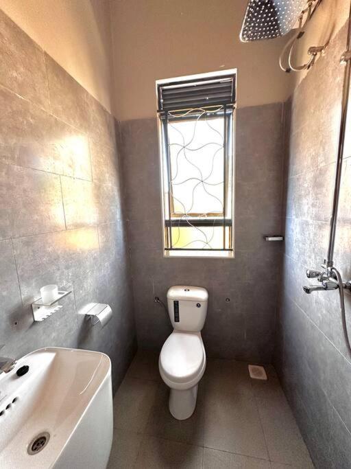 Serene Cozy Lake breeze Cottage view 2