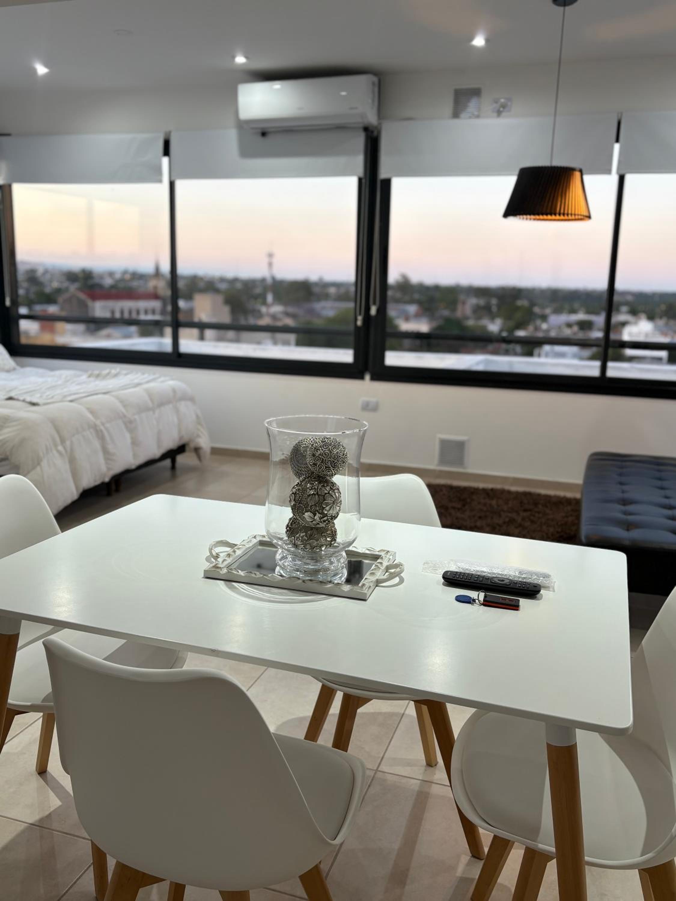 Luminosos y modernos apartamentos con cochera techada