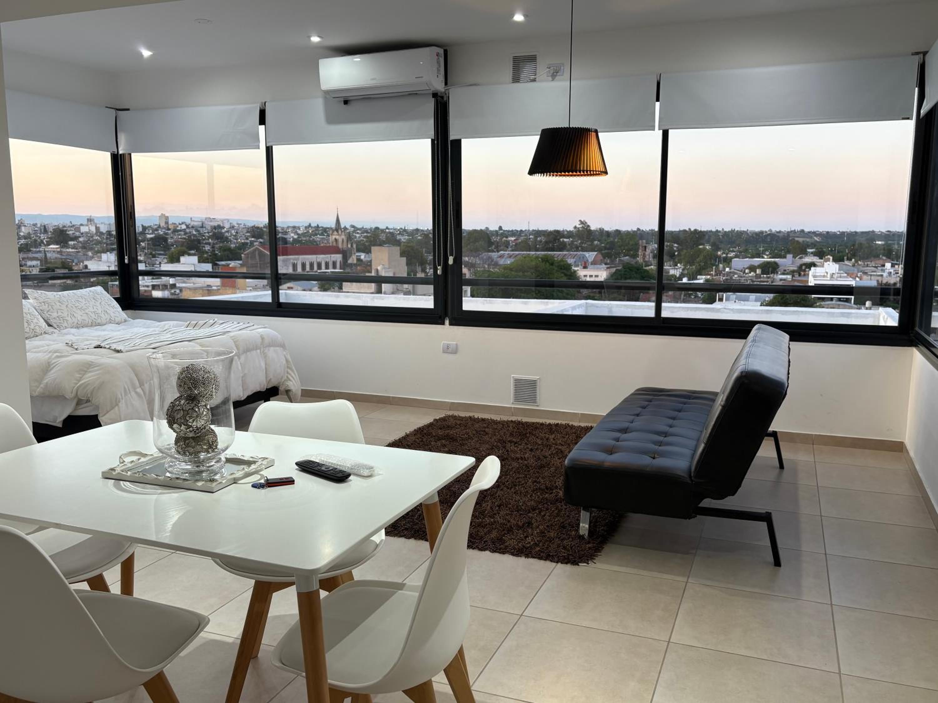 Luminosos y modernos apartamentos con cochera techada