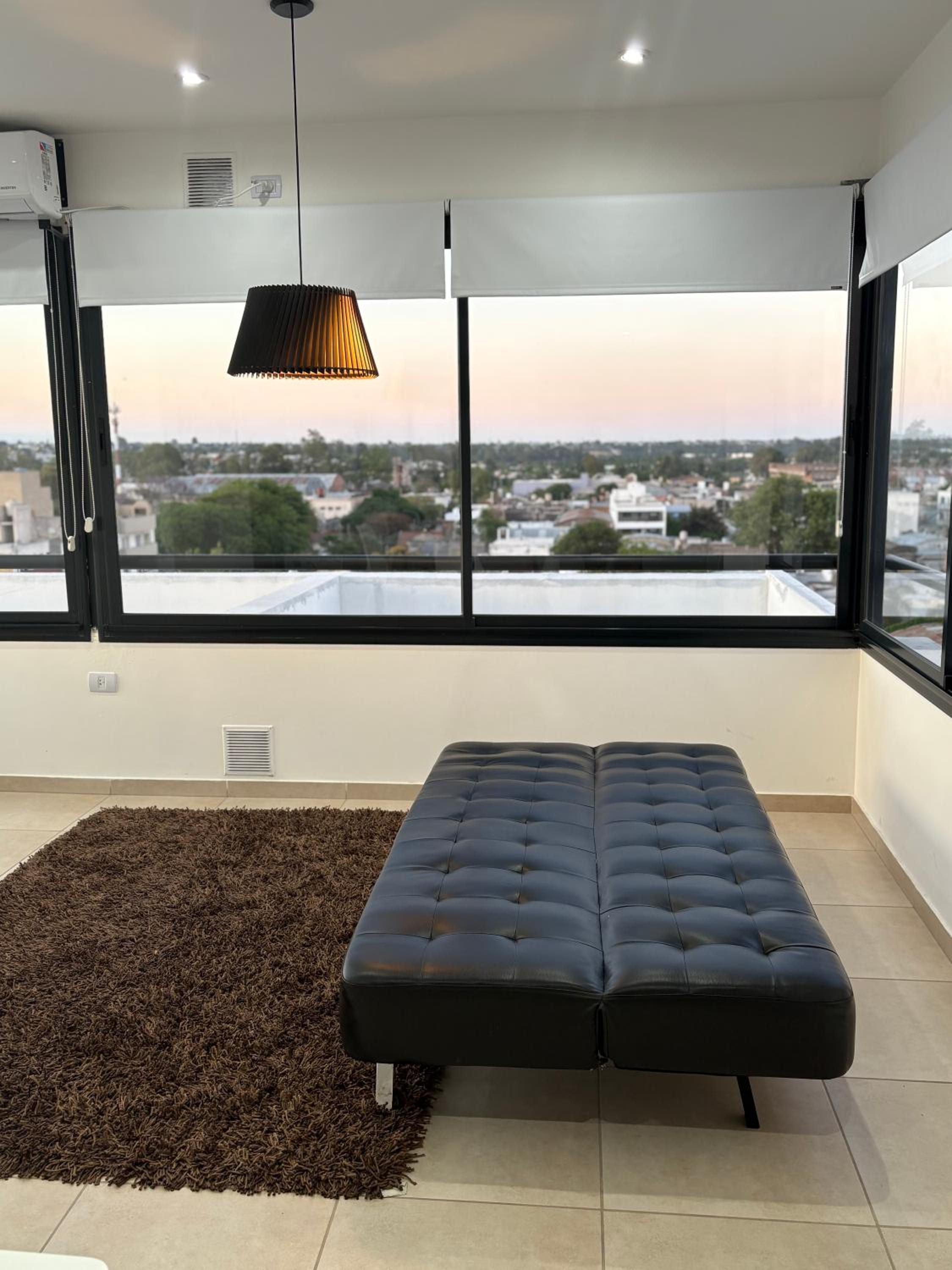 Luminosos y modernos apartamentos con cochera techada