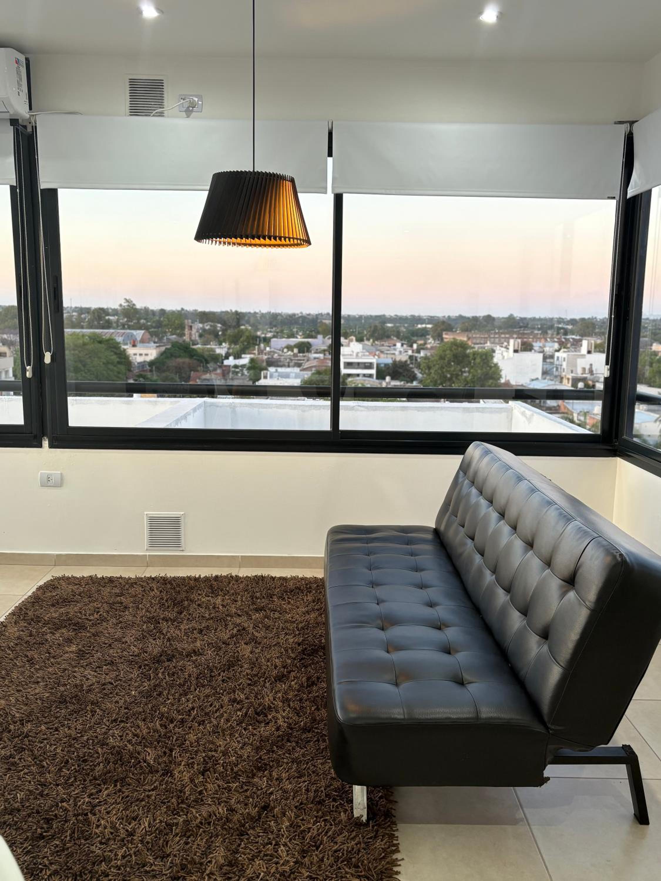 Luminosos y modernos apartamentos con cochera techada