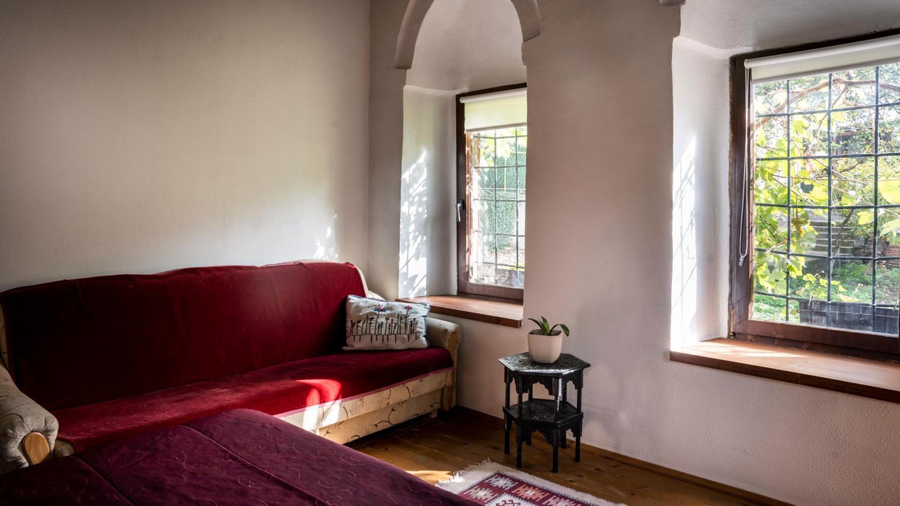 Caravansaray (old house)
