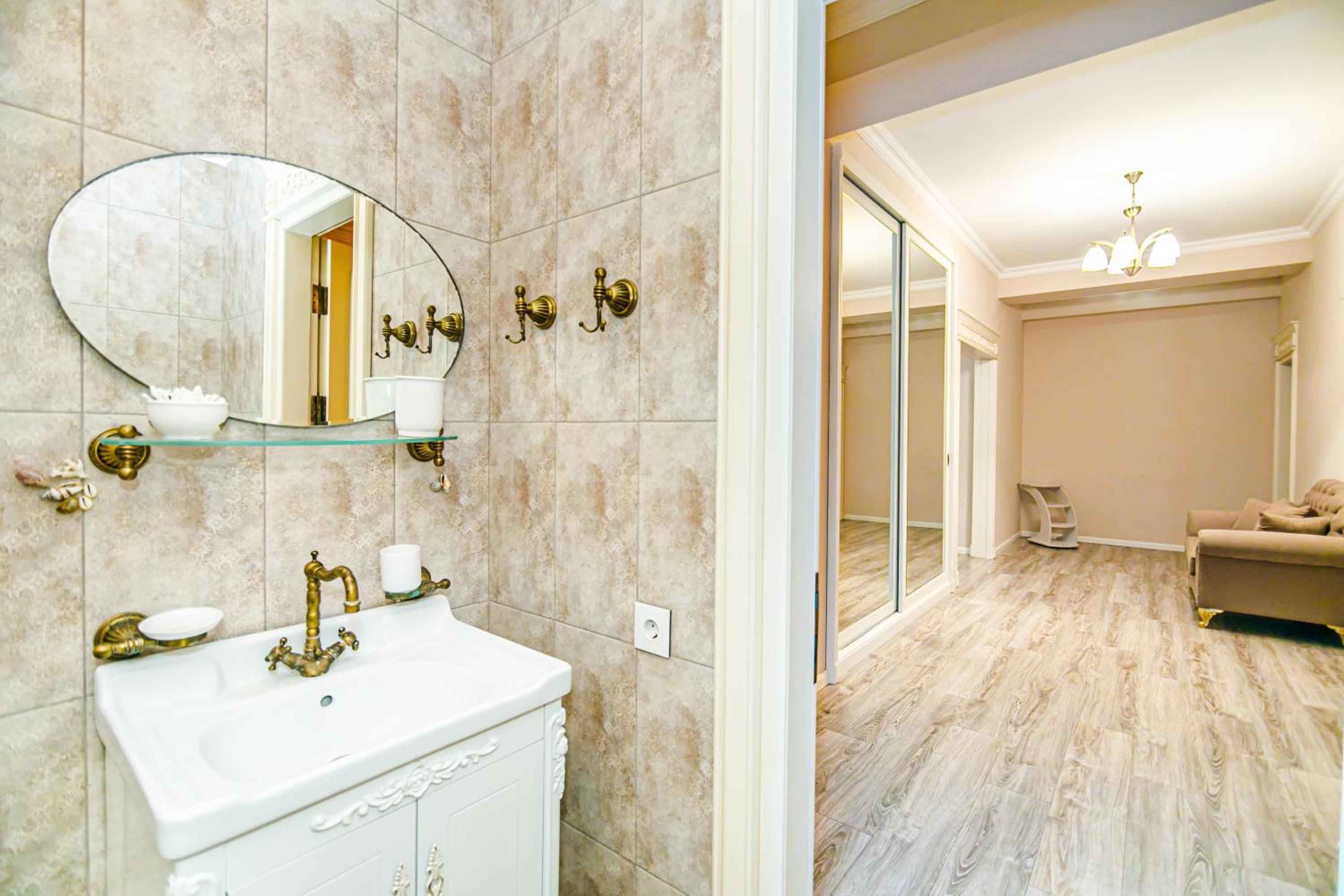 Bay Fortis Residence