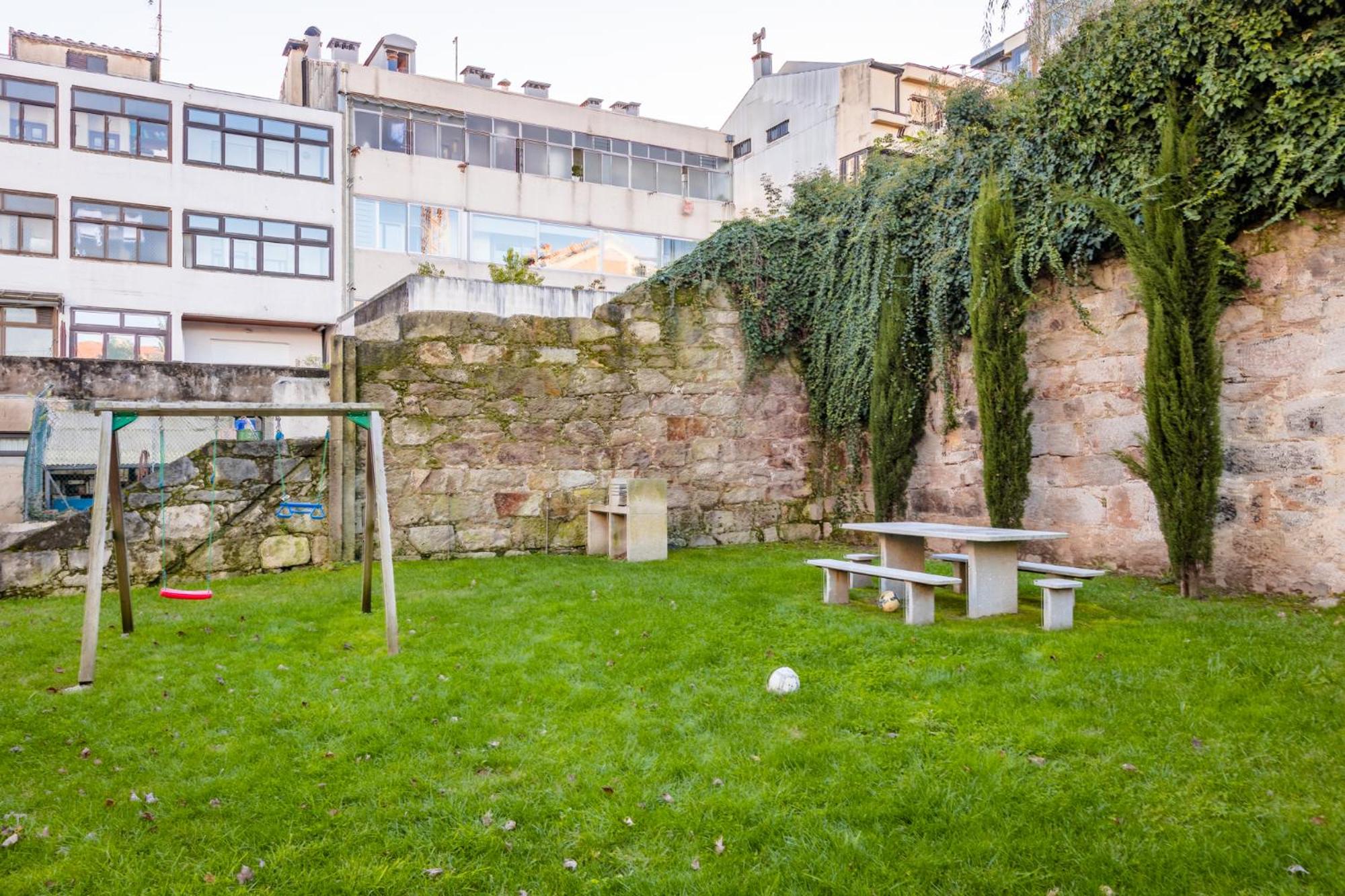 Porto Cozy and Design Apartment in Porto Center view 3