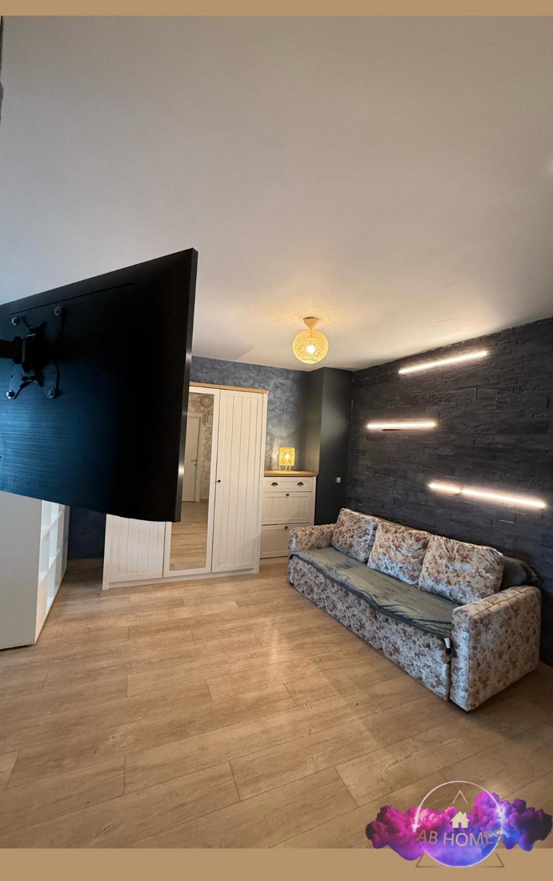Newton 2 rooms aproape de Iulius&Palas, langa Spital SF Marie si N Oblu by AB Homes - parcare view 2