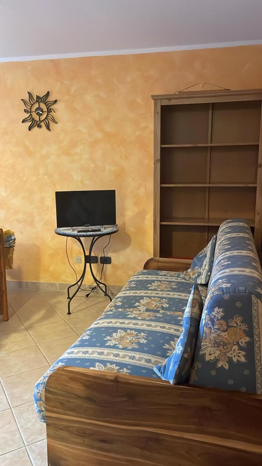 Pink Grumello view 4