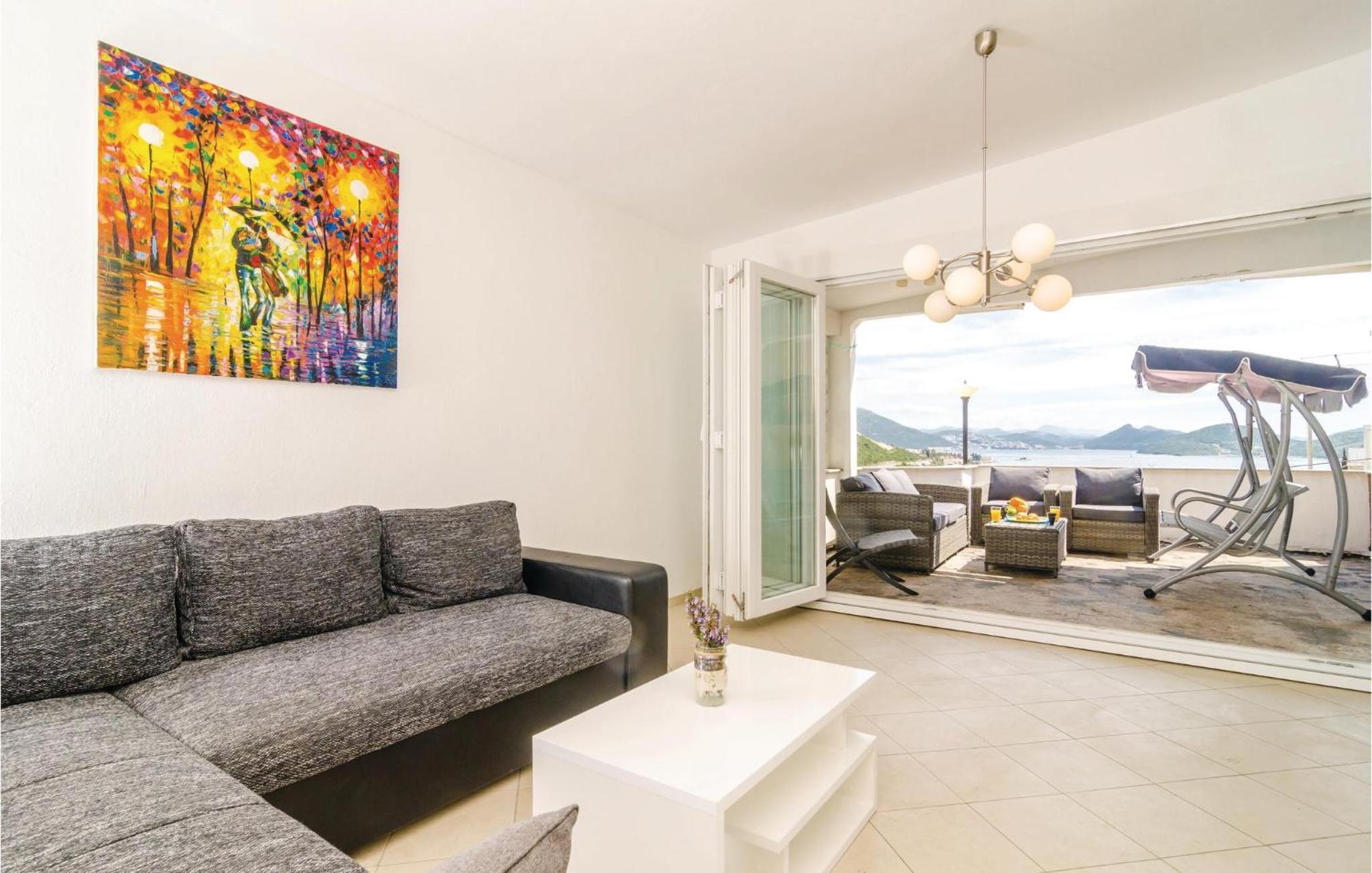Four-Bedroom Apartment In Klek view 3