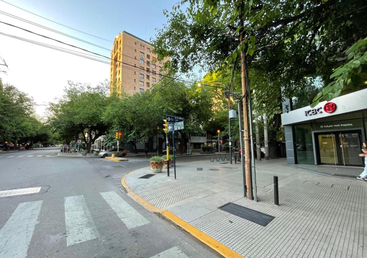 Depto con Terraza en el Centro de Mendoza, cerca del Parque San Martín y Av Arístides