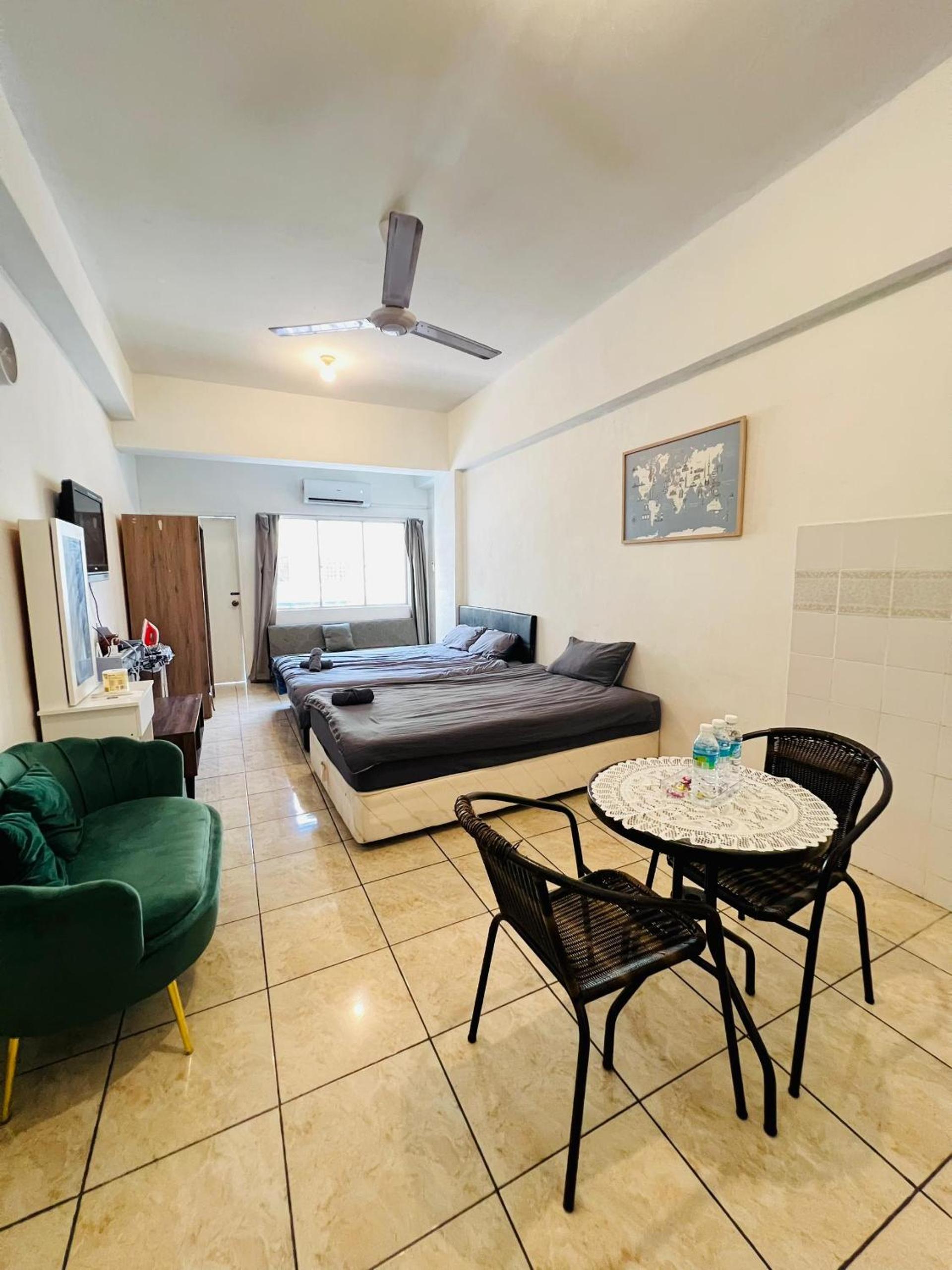 Kota Kinabalu City Centre Api Api Apartment 1 BEDROOM 4-5PAX Family Room with Balcony photo 1