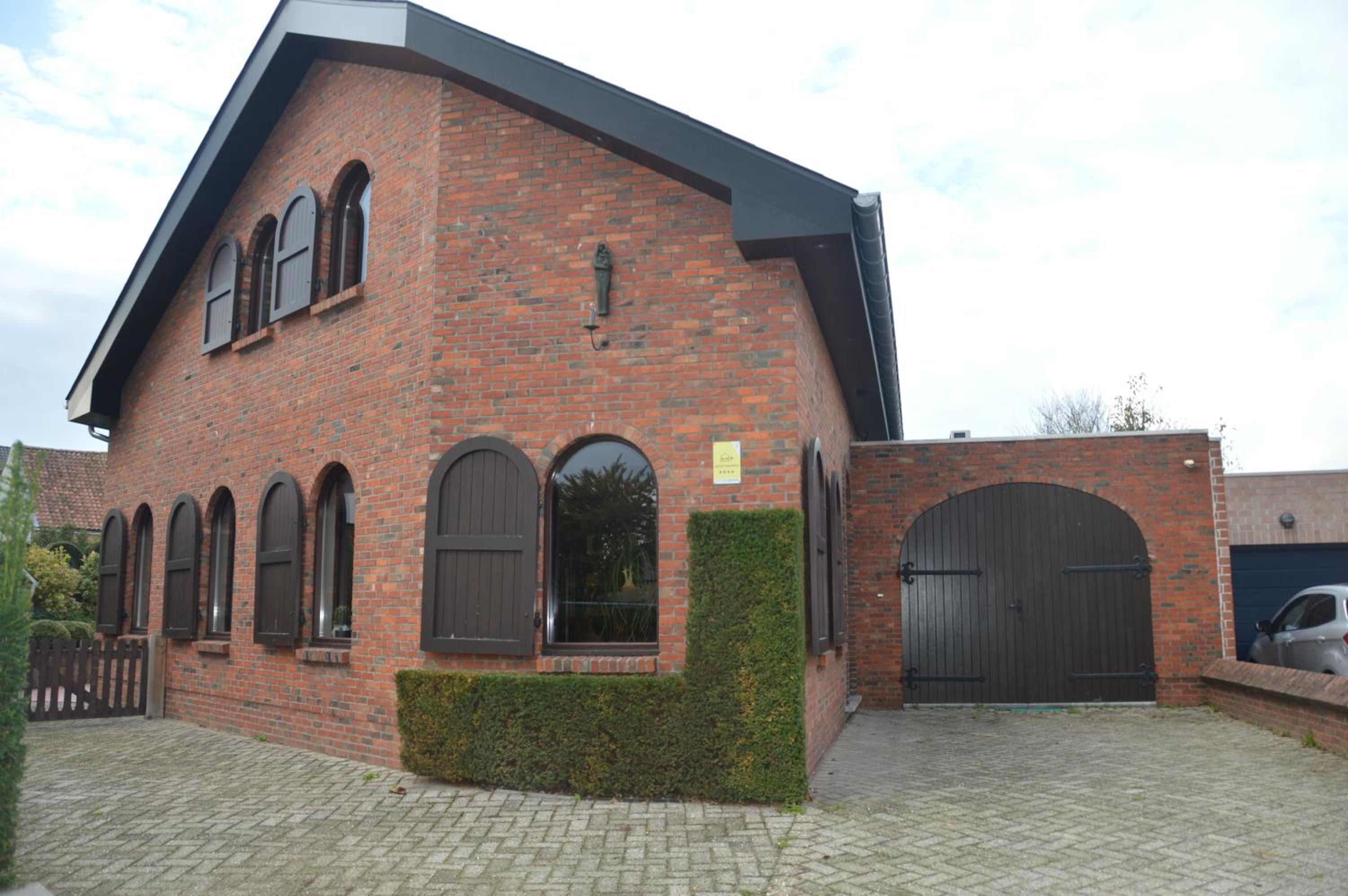 Gemütliches Haus Mit Eingezäuntem Garten
