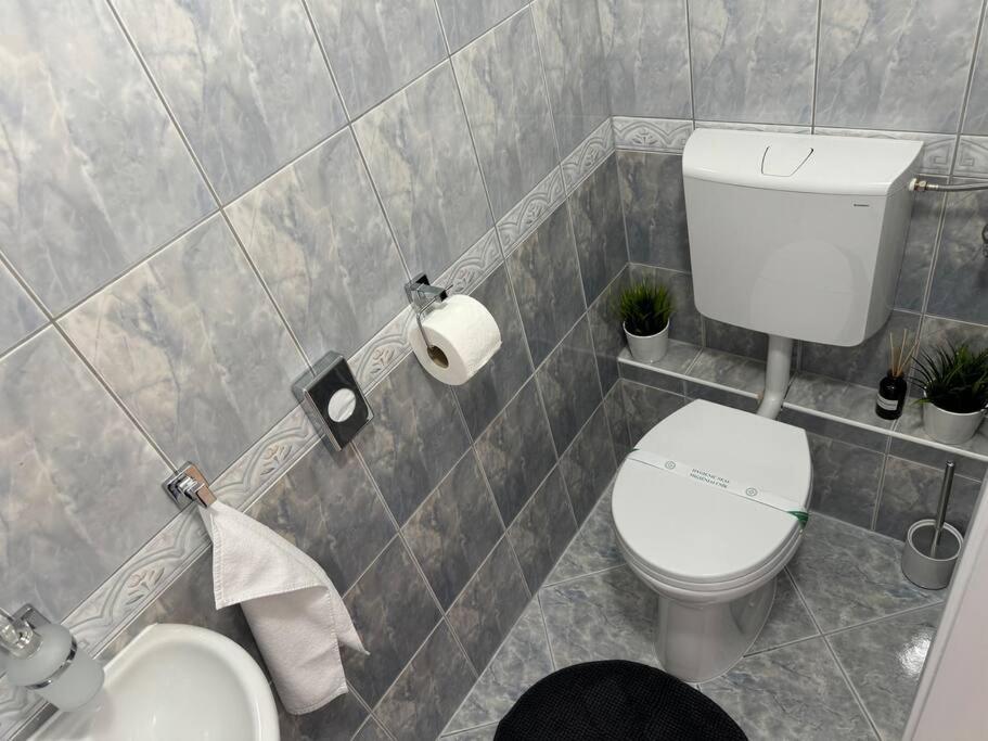 Európa Apartman
