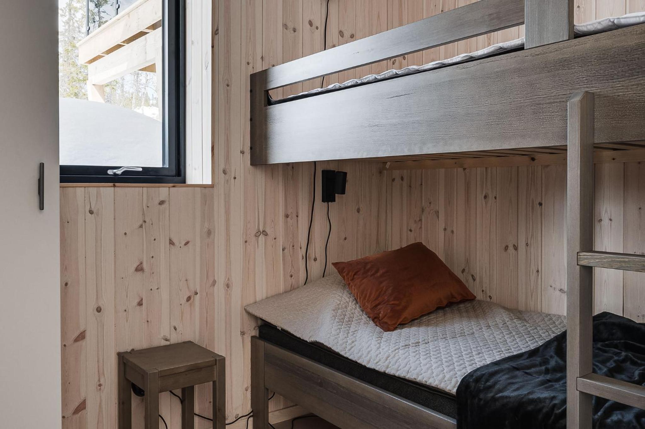 Nybyggd villa i Storhogna