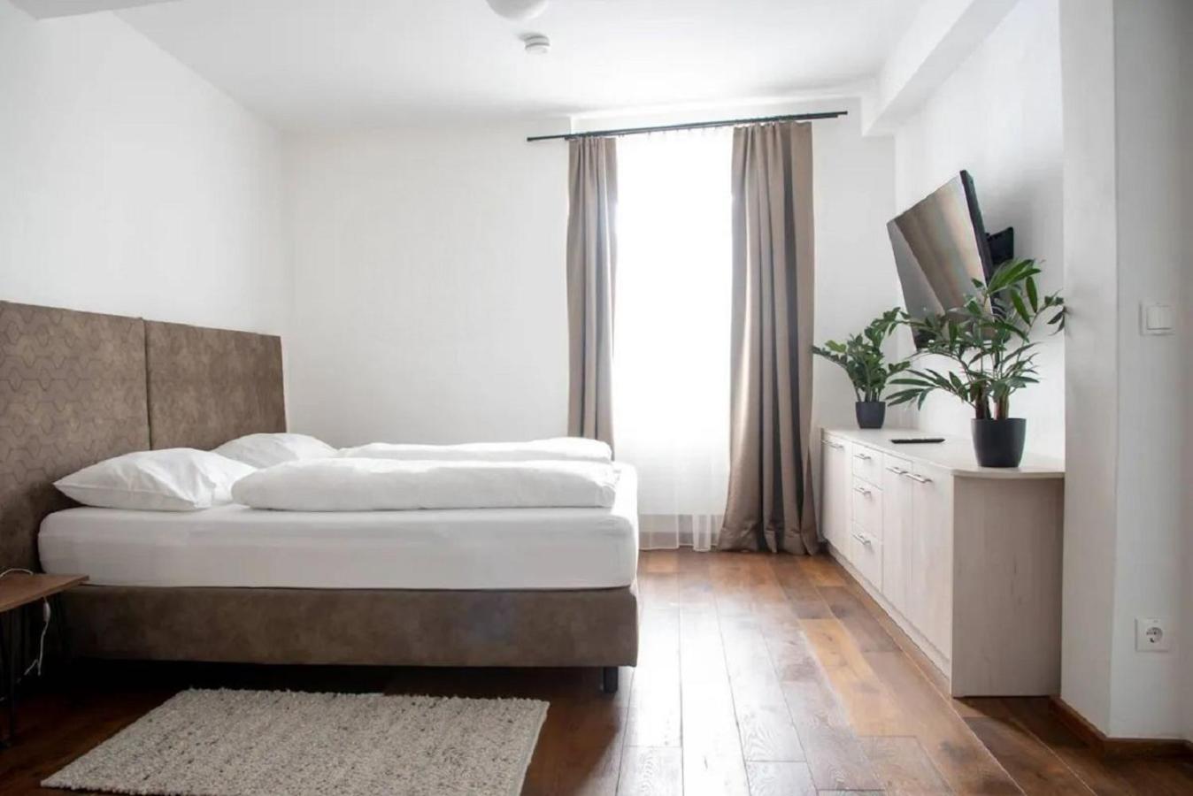 Goldene Pastete - Urban Luxury Apartments City Center