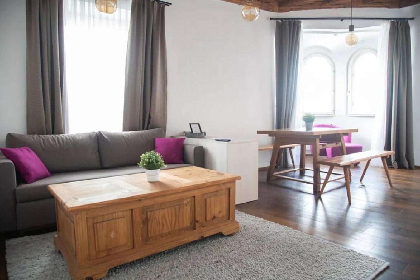 Goldene Pastete - Urban Luxury Apartments City Center
