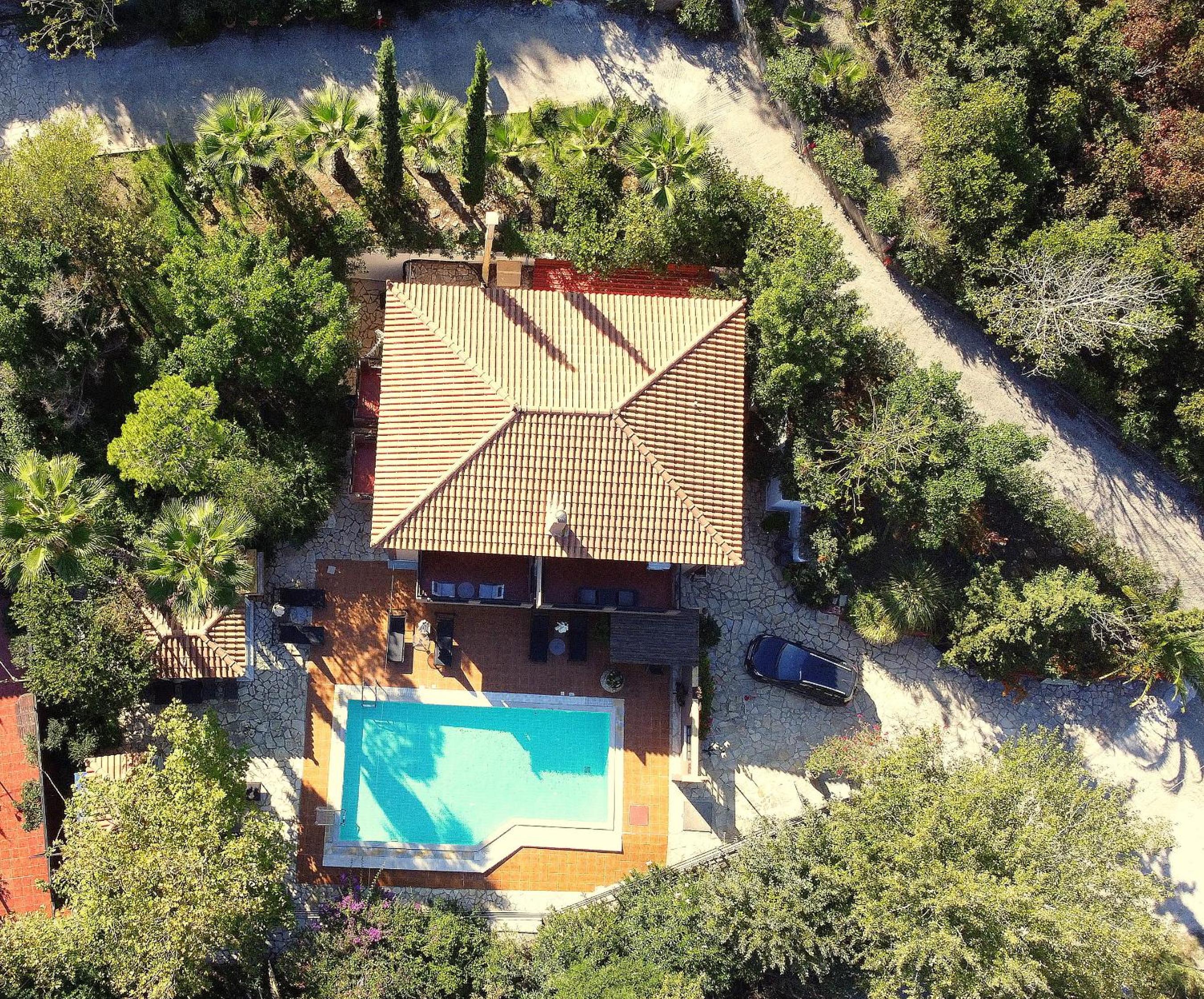 Okeanis Apartments & Suites Adults Only