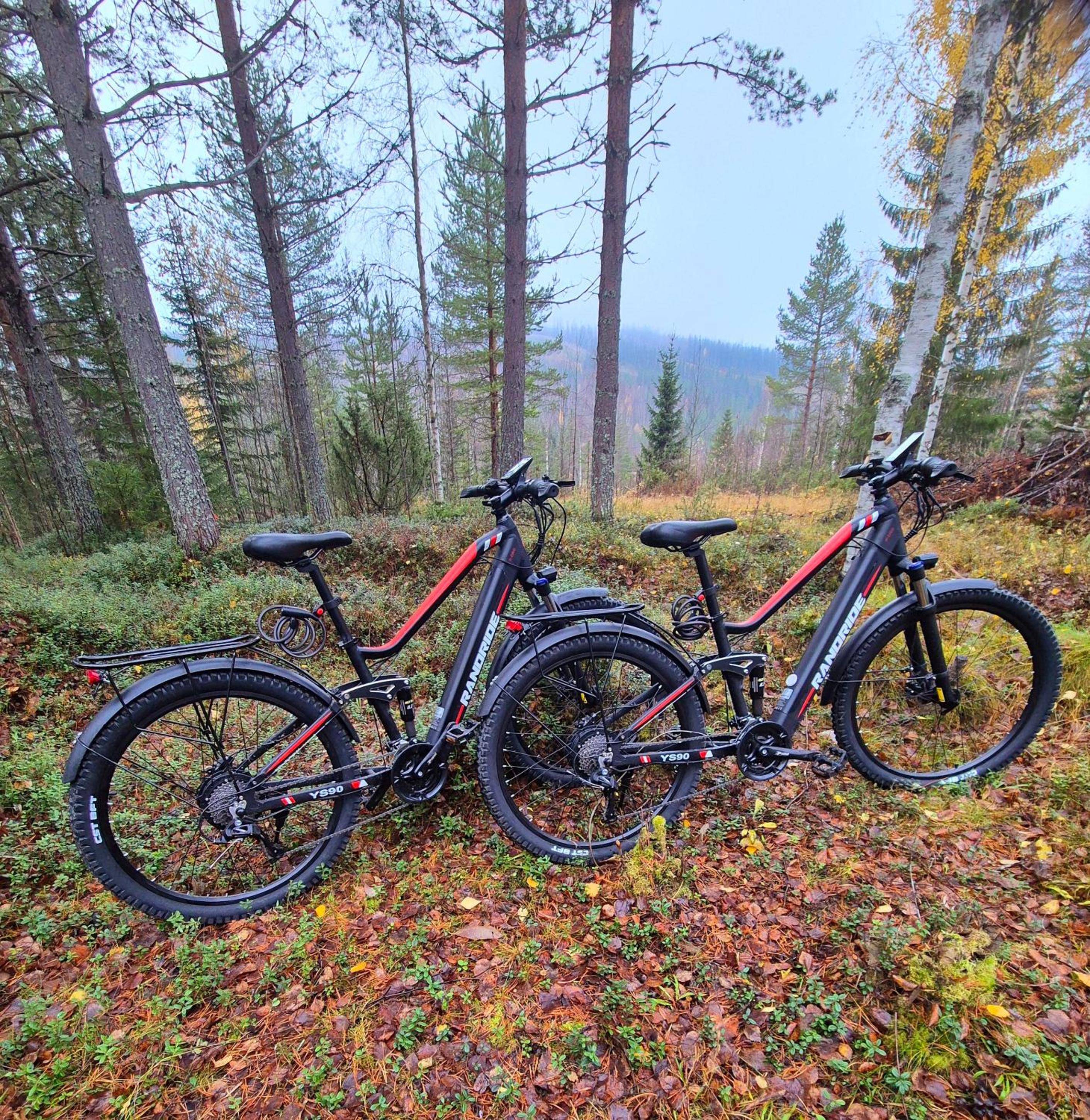 Ukkohalla, Sivumäki