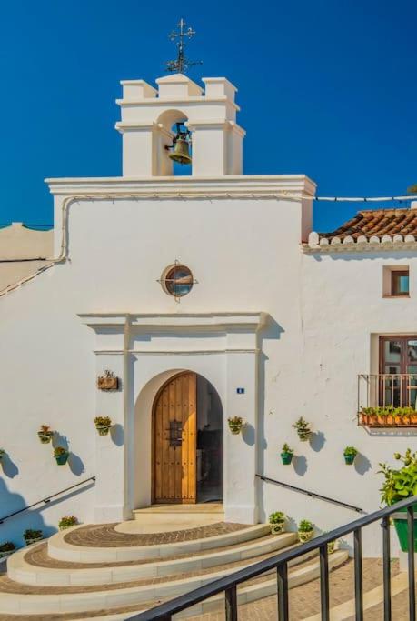 Stylish 3 bedroom apartment, Historic Mijas Cente view 3