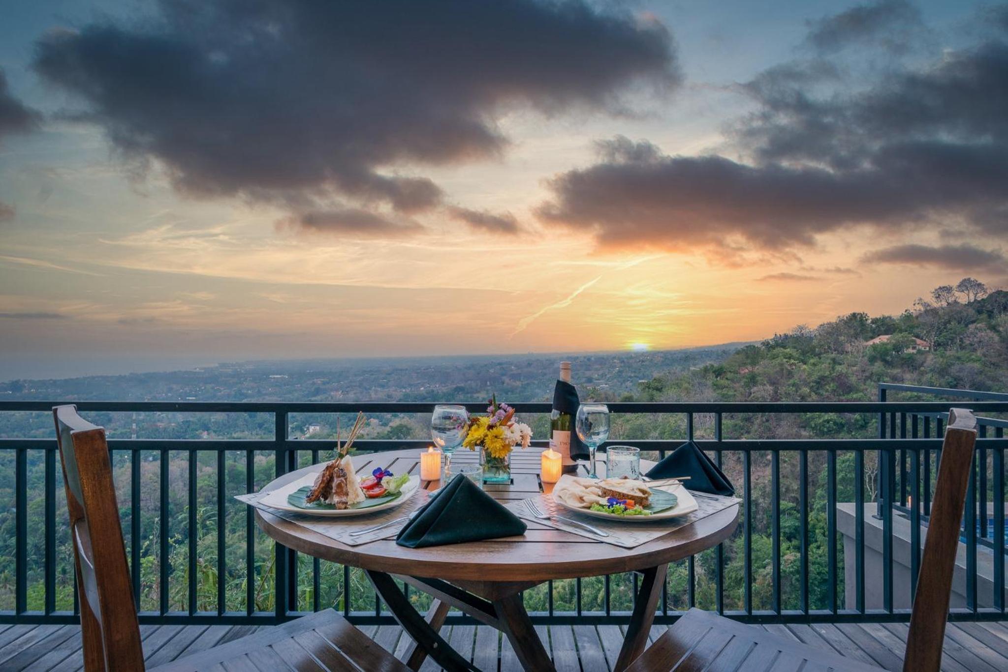 Villa Lovina Hill Paradise 2 - Unwind in luxury, where LOVE meets paradise! view 2