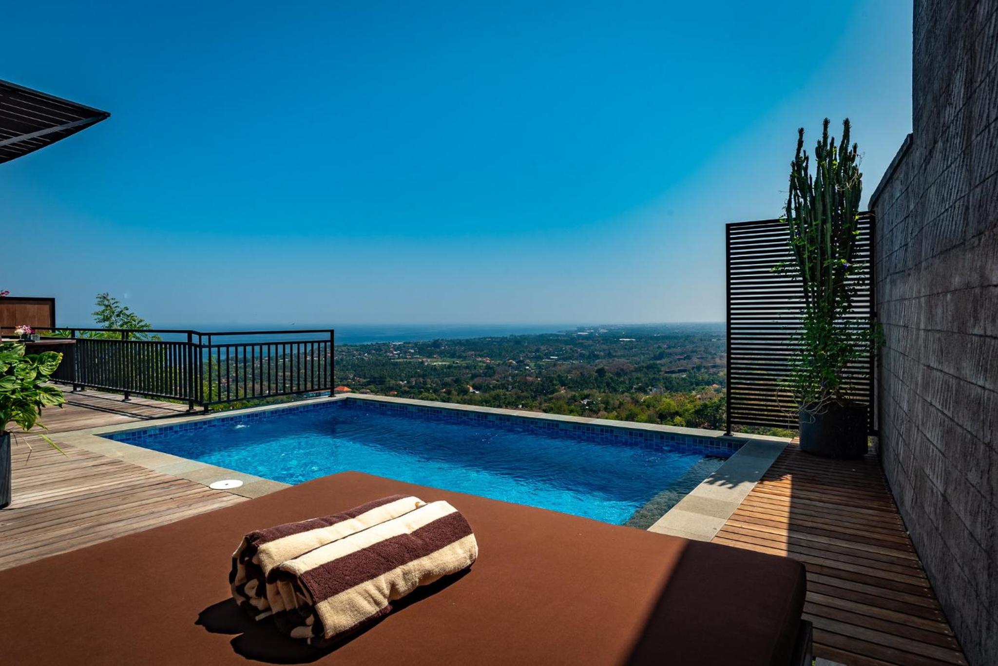 Villa Lovina Hill Paradise 2 - Unwind in luxury, where LOVE meets paradise! view 4