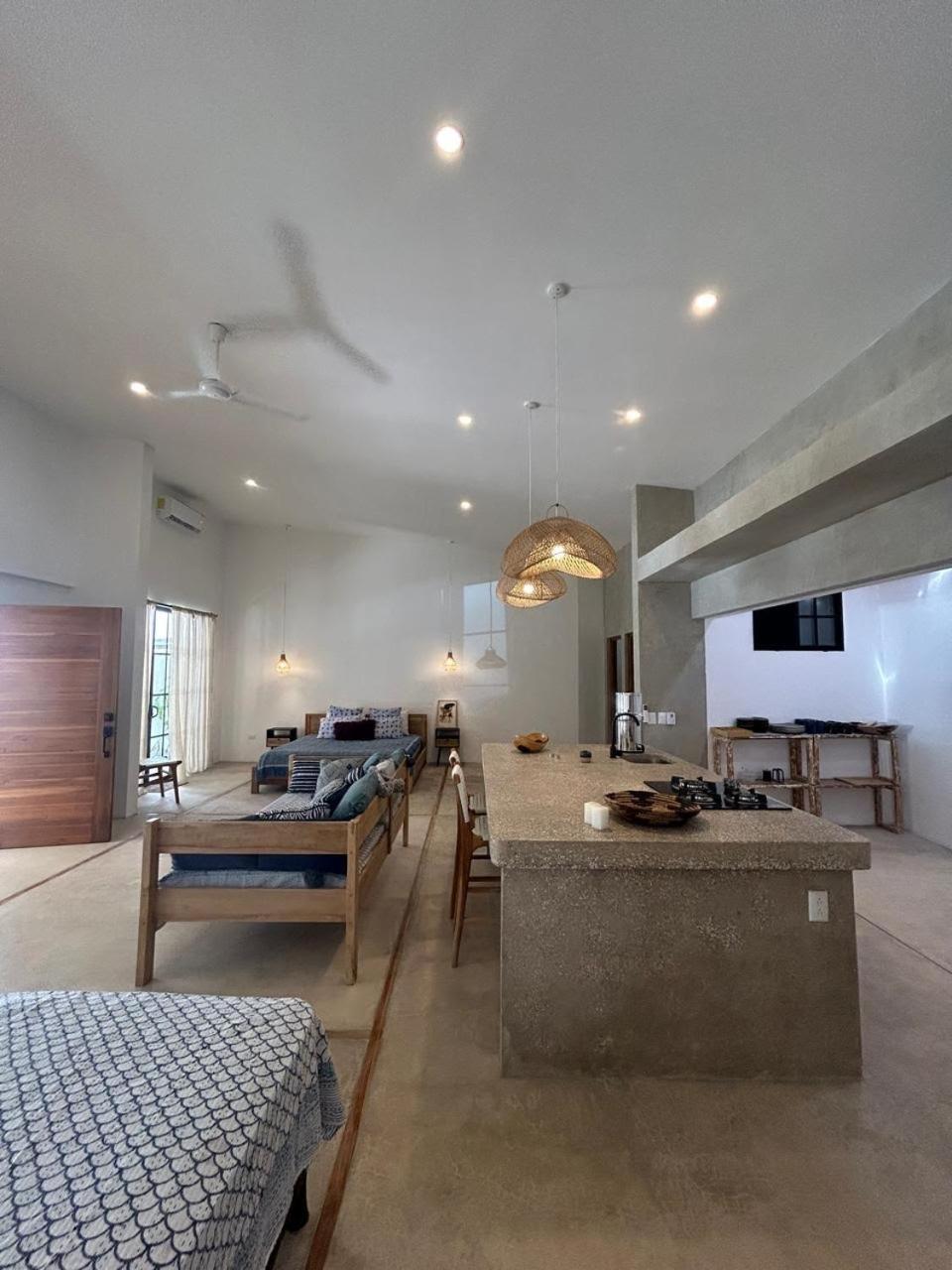 Sandy cove ,surf house