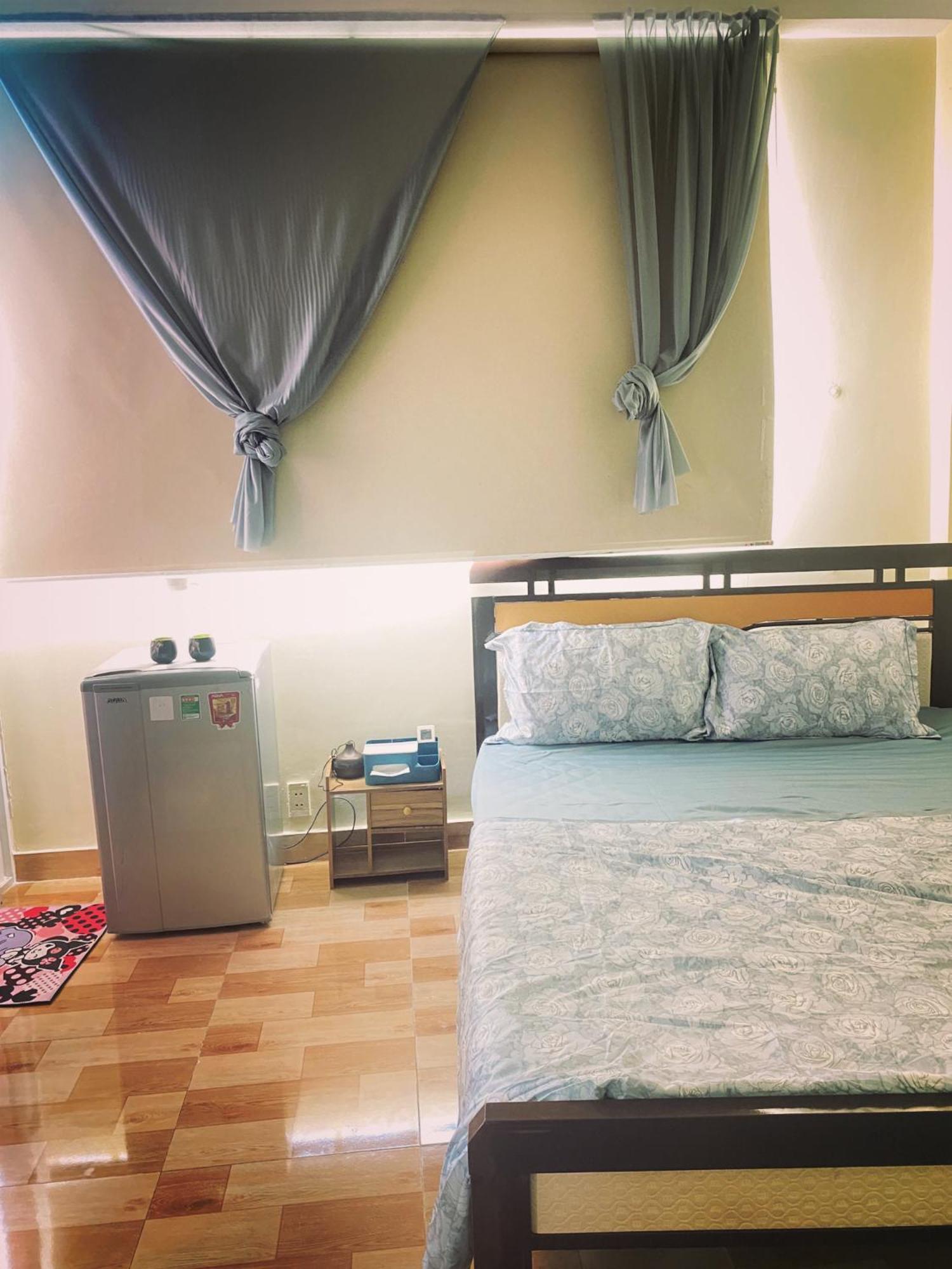 Lam Home