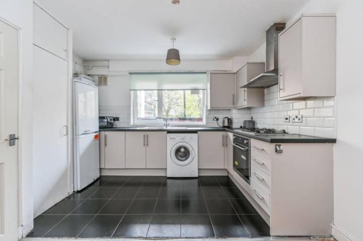 3 bedrooms flat Crystal Palace view 3