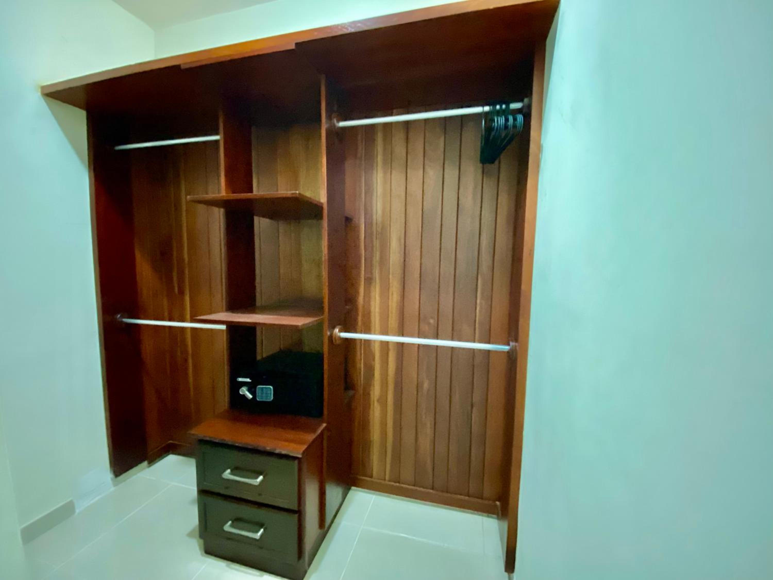 Radiant Realm Residence Free Parking BBQ Central los Corales